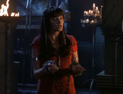 extant_XenaWarriorPrincess_5x02_Chakram_1354