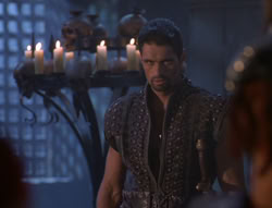 extant_XenaWarriorPrincess_5x02_Chakram_1389