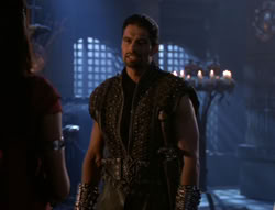 extant_XenaWarriorPrincess_5x02_Chakram_1402