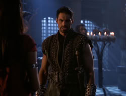 extant_XenaWarriorPrincess_5x02_Chakram_1406