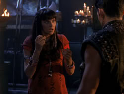 extant_XenaWarriorPrincess_5x02_Chakram_1411