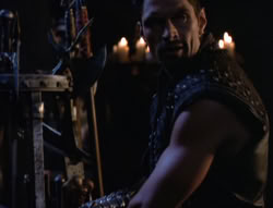 extant_XenaWarriorPrincess_5x02_Chakram_1455