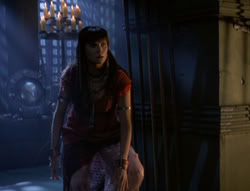 extant_XenaWarriorPrincess_5x02_Chakram_1459