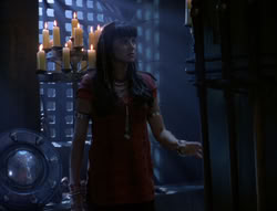 extant_XenaWarriorPrincess_5x02_Chakram_1502