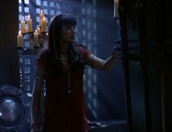 extant_XenaWarriorPrincess_5x02_Chakram_1504