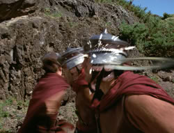 extant_XenaWarriorPrincess_5x02_Chakram_1522