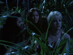 extant_XenaWarriorPrincess_5x02_Chakram_1556