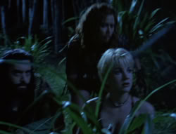 extant_XenaWarriorPrincess_5x02_Chakram_1557