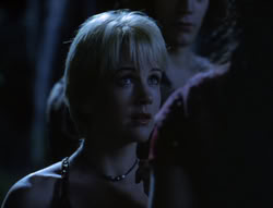 extant_XenaWarriorPrincess_5x02_Chakram_1576