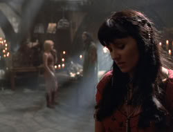 extant_XenaWarriorPrincess_5x02_Chakram_1612