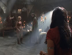 extant_XenaWarriorPrincess_5x02_Chakram_1621