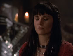 extant_XenaWarriorPrincess_5x02_Chakram_1648