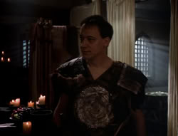 extant_XenaWarriorPrincess_5x02_Chakram_1739