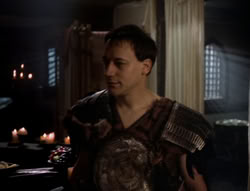 extant_XenaWarriorPrincess_5x02_Chakram_1740