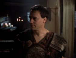 extant_XenaWarriorPrincess_5x02_Chakram_1741