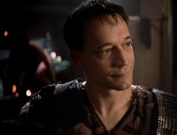 extant_XenaWarriorPrincess_5x02_Chakram_1748