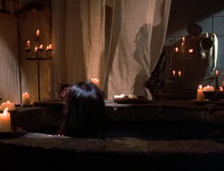 extant_XenaWarriorPrincess_5x02_Chakram_1757