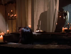 extant_XenaWarriorPrincess_5x02_Chakram_1759