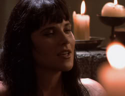 extant_XenaWarriorPrincess_5x02_Chakram_1763