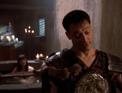 extant_XenaWarriorPrincess_5x02_Chakram_1805