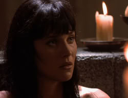 extant_XenaWarriorPrincess_5x02_Chakram_1809