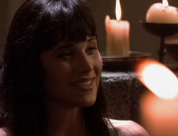 extant_XenaWarriorPrincess_5x02_Chakram_1817