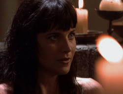 extant_XenaWarriorPrincess_5x02_Chakram_1828