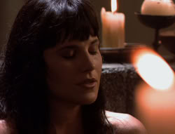 extant_XenaWarriorPrincess_5x02_Chakram_1830