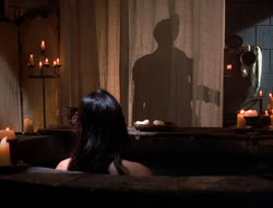 extant_XenaWarriorPrincess_5x02_Chakram_1838