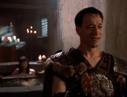 extant_XenaWarriorPrincess_5x02_Chakram_1842
