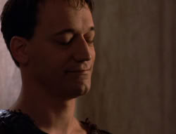 extant_XenaWarriorPrincess_5x02_Chakram_1852