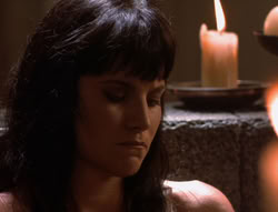 extant_XenaWarriorPrincess_5x02_Chakram_1858