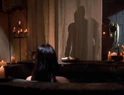 extant_XenaWarriorPrincess_5x02_Chakram_1867