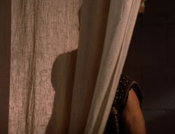 extant_XenaWarriorPrincess_5x02_Chakram_1872