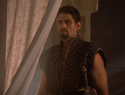 extant_XenaWarriorPrincess_5x02_Chakram_1874