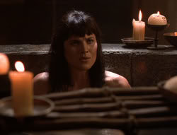 extant_XenaWarriorPrincess_5x02_Chakram_1885