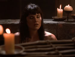 extant_XenaWarriorPrincess_5x02_Chakram_1887