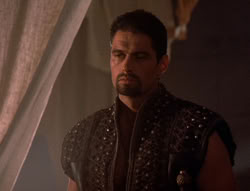 extant_XenaWarriorPrincess_5x02_Chakram_1892