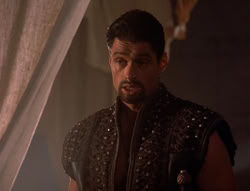 extant_XenaWarriorPrincess_5x02_Chakram_1894