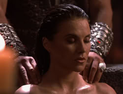 extant_XenaWarriorPrincess_5x02_Chakram_1912