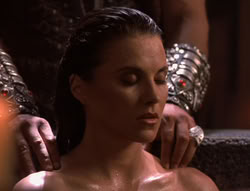 extant_XenaWarriorPrincess_5x02_Chakram_1913
