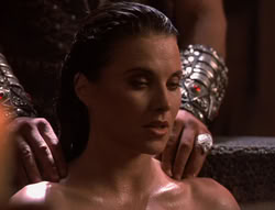 extant_XenaWarriorPrincess_5x02_Chakram_1917
