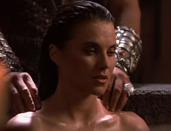 extant_XenaWarriorPrincess_5x02_Chakram_1919