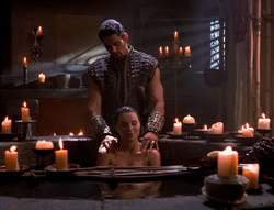 extant_XenaWarriorPrincess_5x02_Chakram_1920