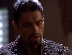 extant_XenaWarriorPrincess_5x02_Chakram_1944