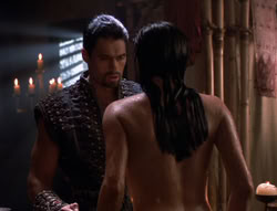 extant_XenaWarriorPrincess_5x02_Chakram_1961