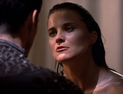 extant_XenaWarriorPrincess_5x02_Chakram_1971