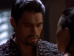 extant_XenaWarriorPrincess_5x02_Chakram_1992