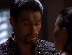 extant_XenaWarriorPrincess_5x02_Chakram_1993