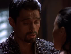 extant_XenaWarriorPrincess_5x02_Chakram_1994